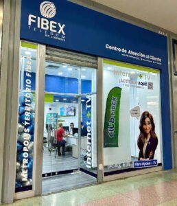 Fachada de la tienda de la empresa de telecomunicaciones Fibex Telecom