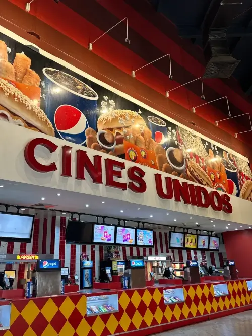 Caramelería de Cines Unidos en Metropolis Valencia