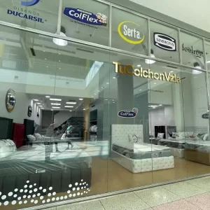 Fachada de la tienda de colchones Tu Colchón en Metropolis Valencia